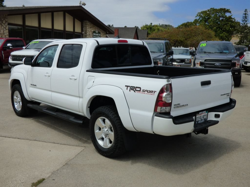 Used 2014 Toyota Tacoma PreRunner w/ TRD Sport Package RWD image 5