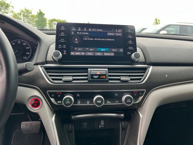 Used 2019 Honda Accord Touring image 16