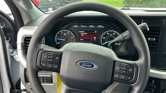 New 2026 Ford F550 4x4 SuperCab Super Duty image 12