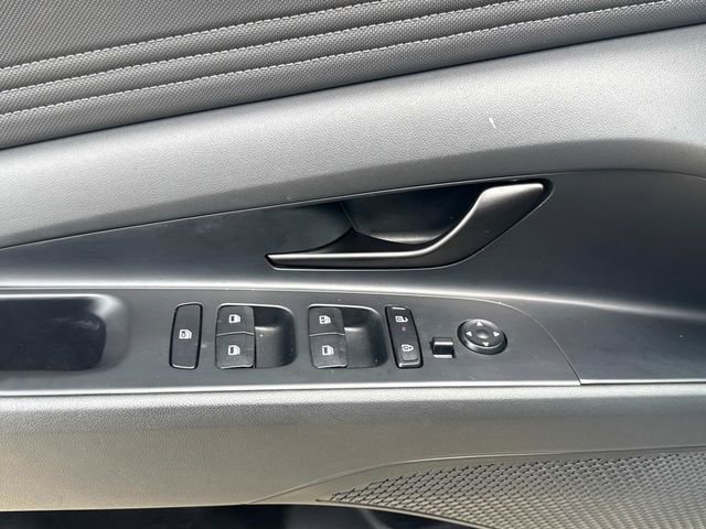 Certified 2025 Hyundai Elantra Sport FWD image 26