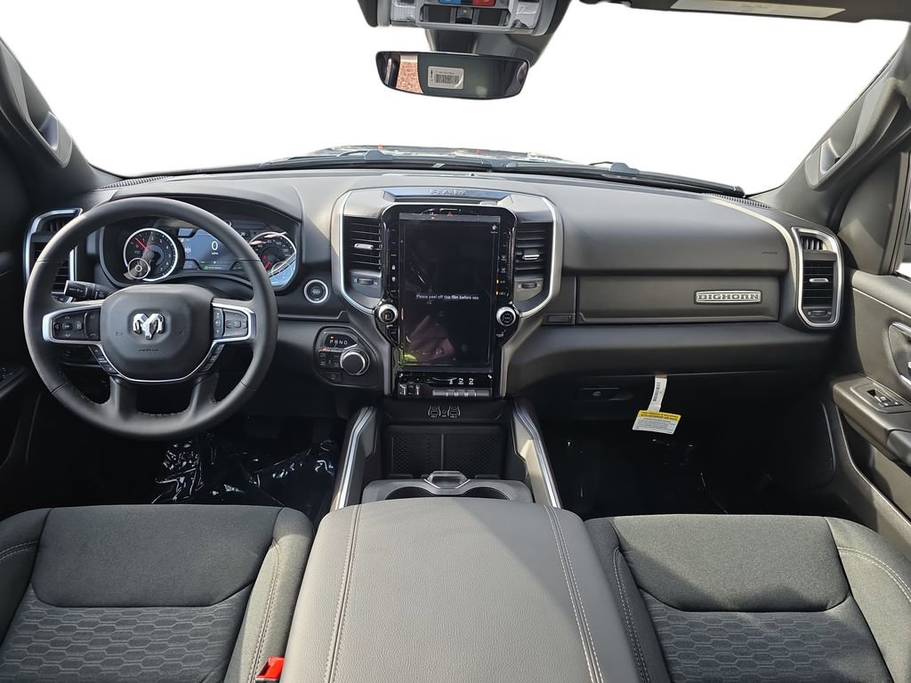 New 2026 RAM 1500 4x4 Crew Cab image 9
