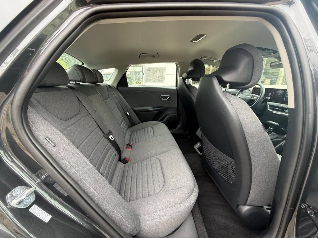 Used 2025 Kia K4 EX FWD image 12