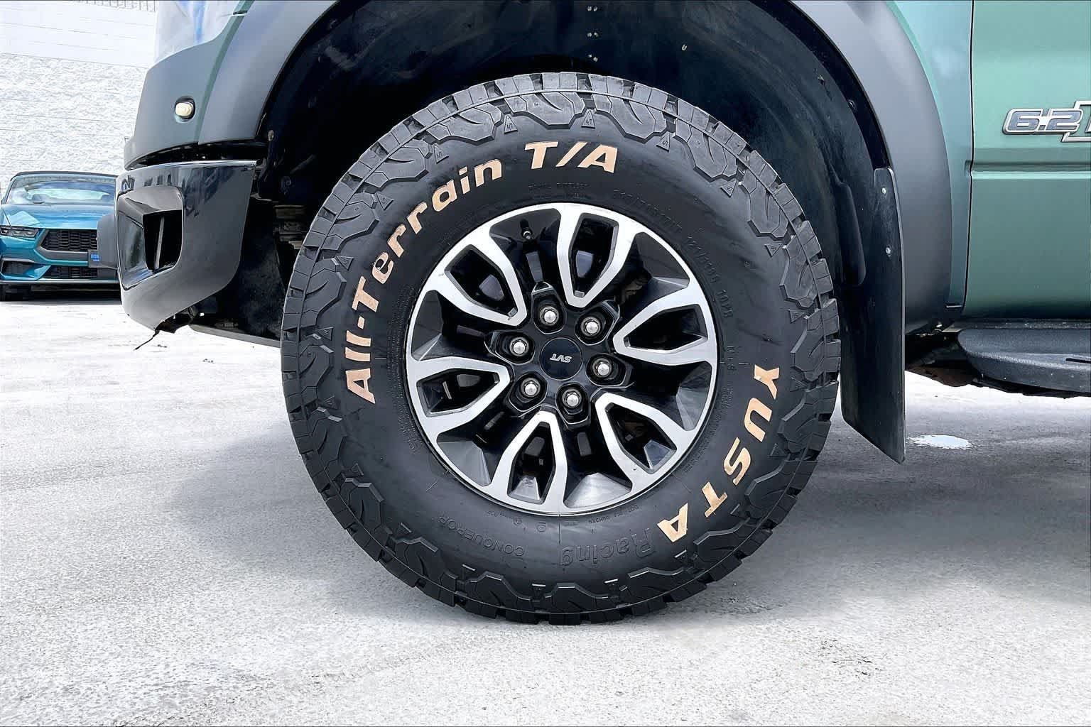 Used 2014 Ford F150 Raptor w/ Equipment Group 801A Luxury AWD/4WD image 8