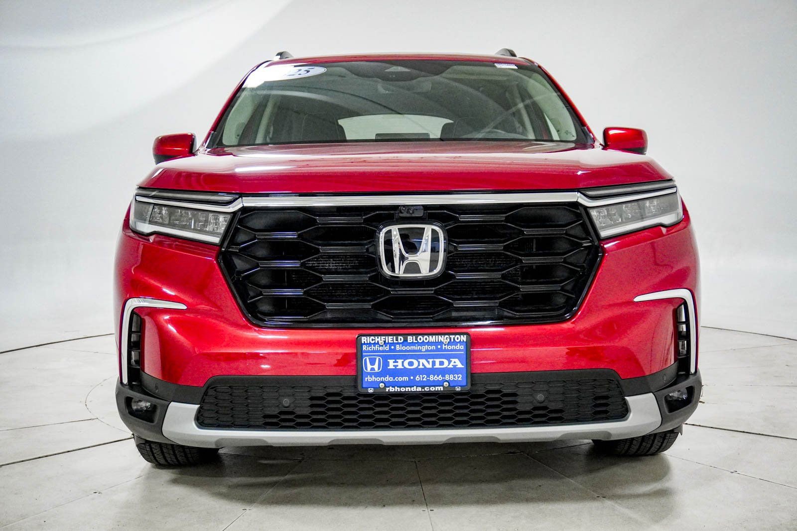 Certified 2025 Honda Pilot Elite image 16