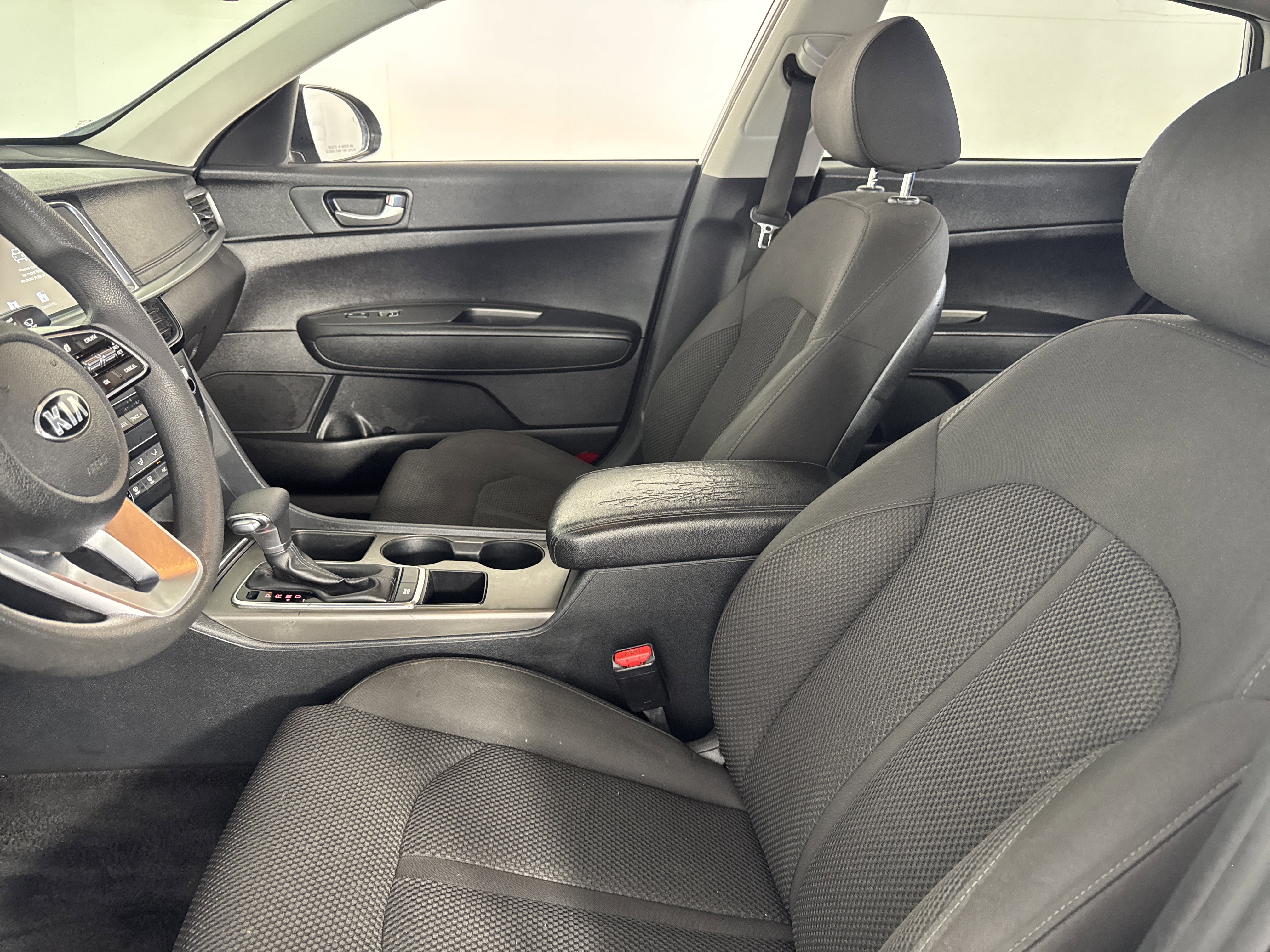 Used 2020 Kia Optima LX FWD image 13