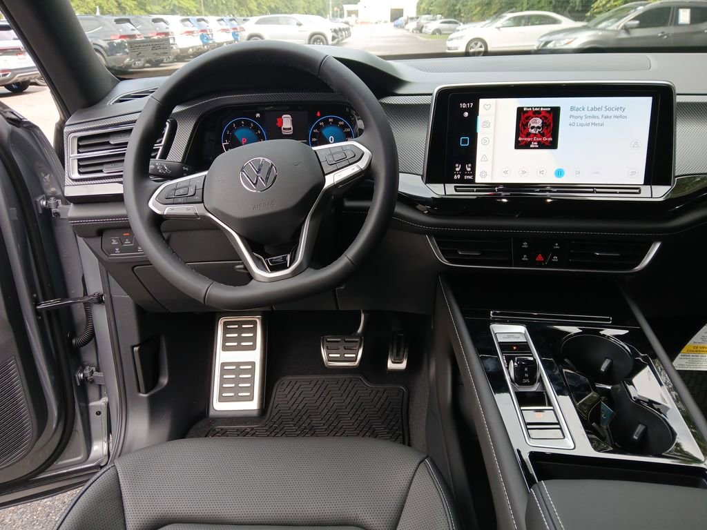 New 2026 Volkswagen Atlas Cross Sport SEL R-Line image 13