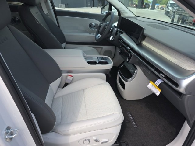 New 2026 Hyundai Ioniq 9 Limited image 9