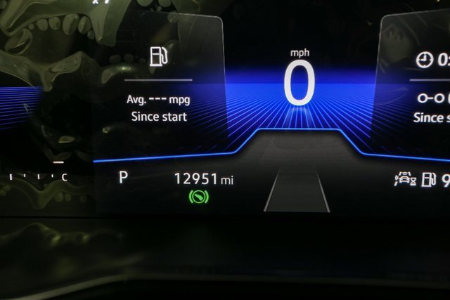 Used 2023 Volkswagen Jetta SE image 31