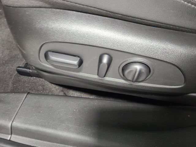 Used 2020 Buick Encore GX Preferred w/ Cold Weather Comfort Package FWD image 17