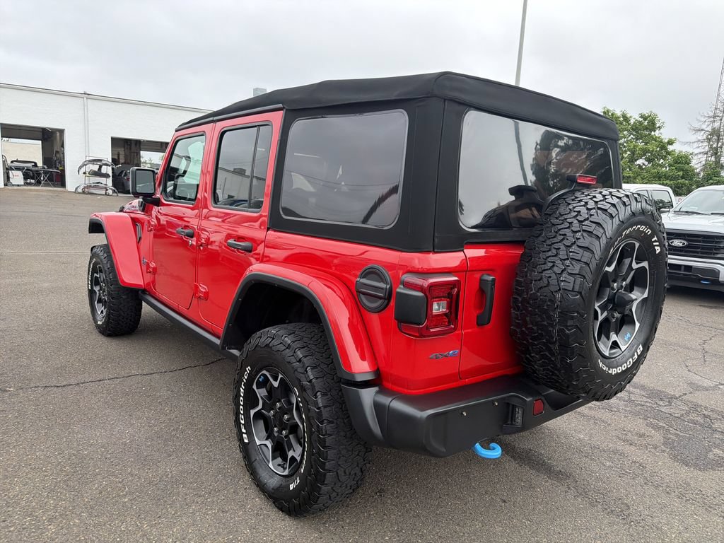 Used 2023 Jeep Wrangler Unlimited Rubicon 4xe w/ Cold Weather Group AWD/4WD image 3