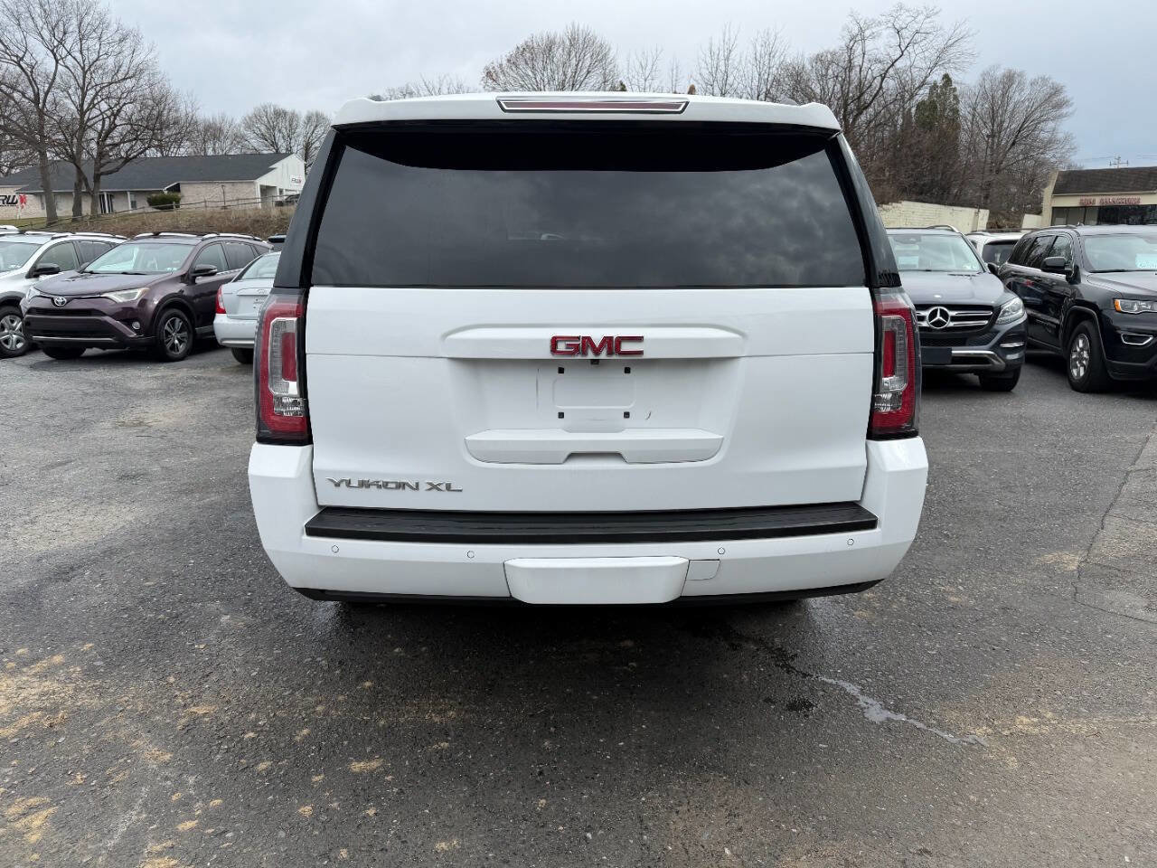 Used 2019 GMC Yukon XL SLT w/ Open Road Package image 10