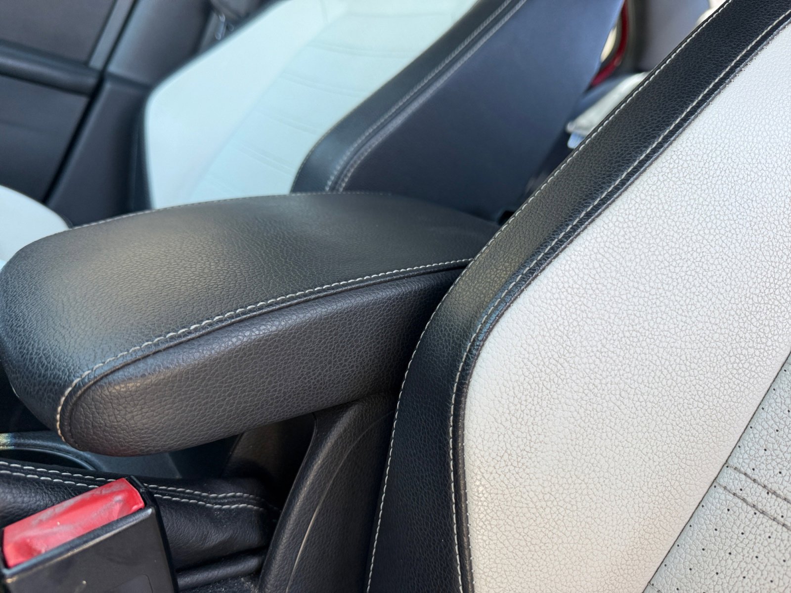 Used 2016 Volkswagen Jetta Sport image 15