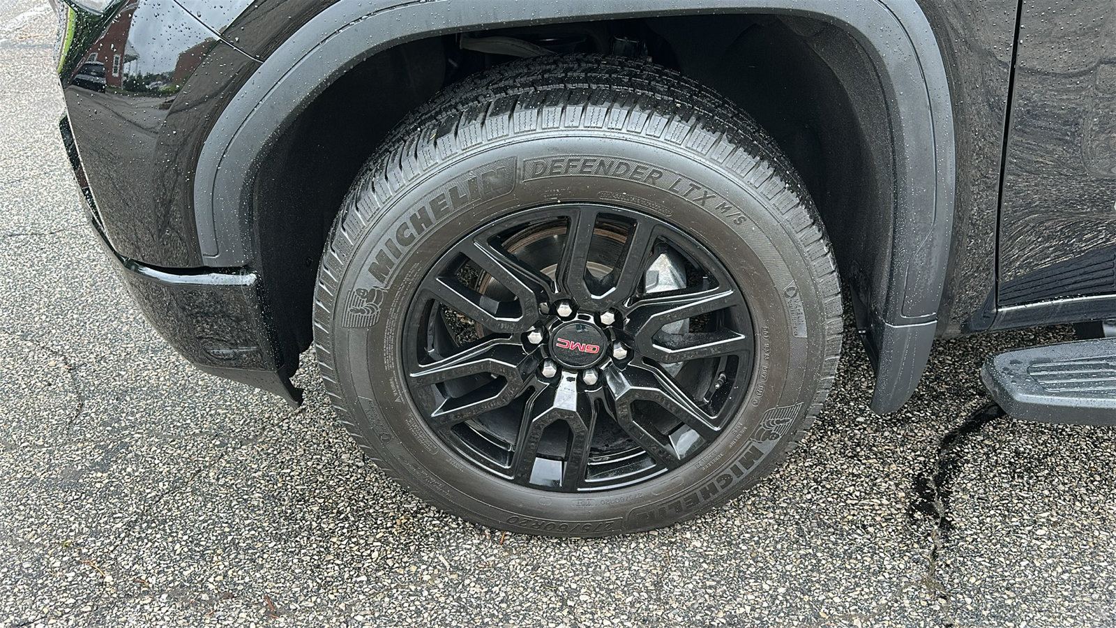 Used 2021 GMC Sierra 1500 Elevation w/ LPO, Elevation Black Package AWD/4WD image 8