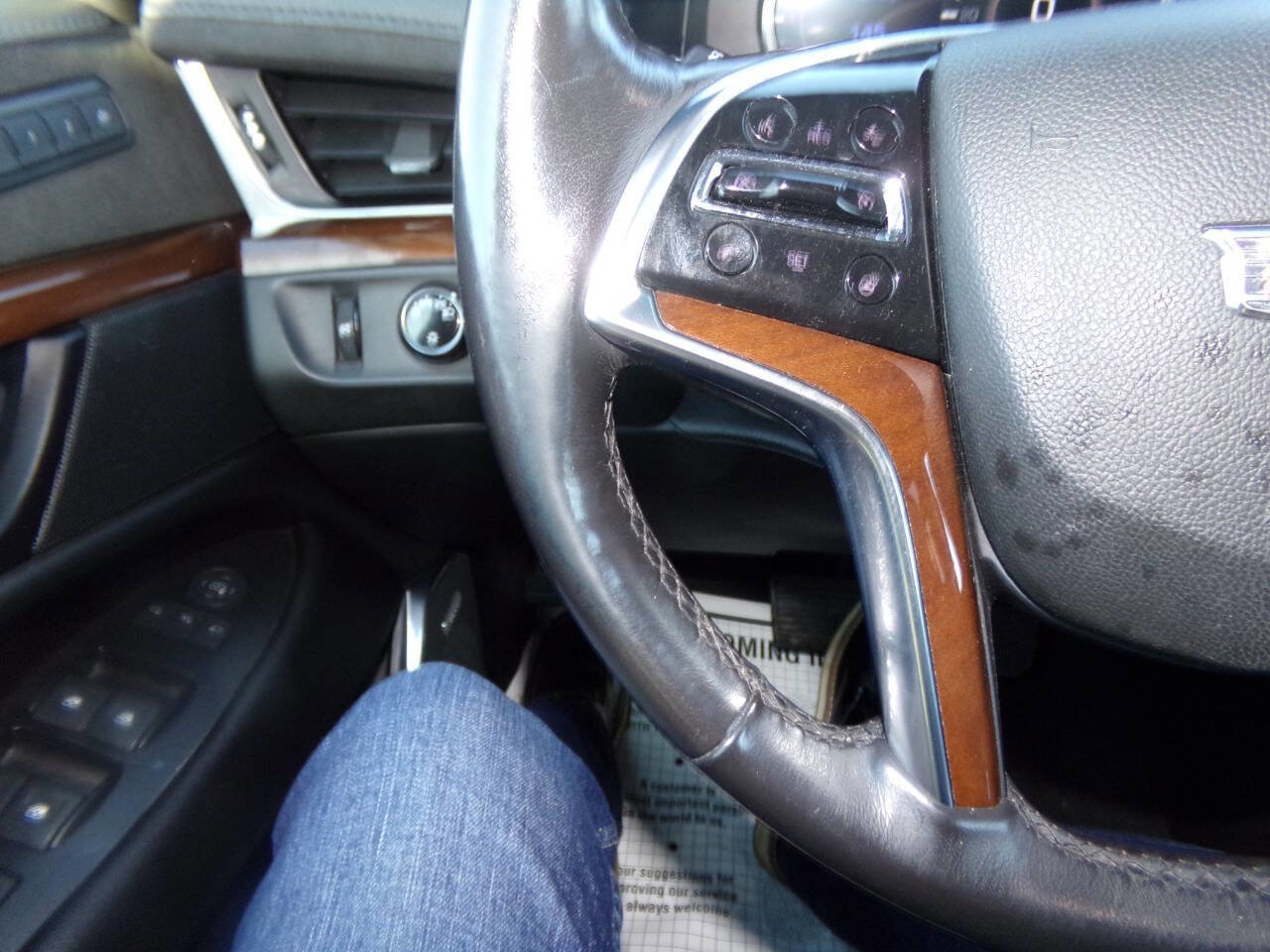 Used 2019 Cadillac Escalade ESV Luxury image 49