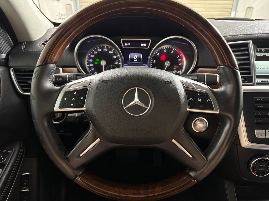 Used 2013 Mercedes-Benz GL 550 4MATIC image 14
