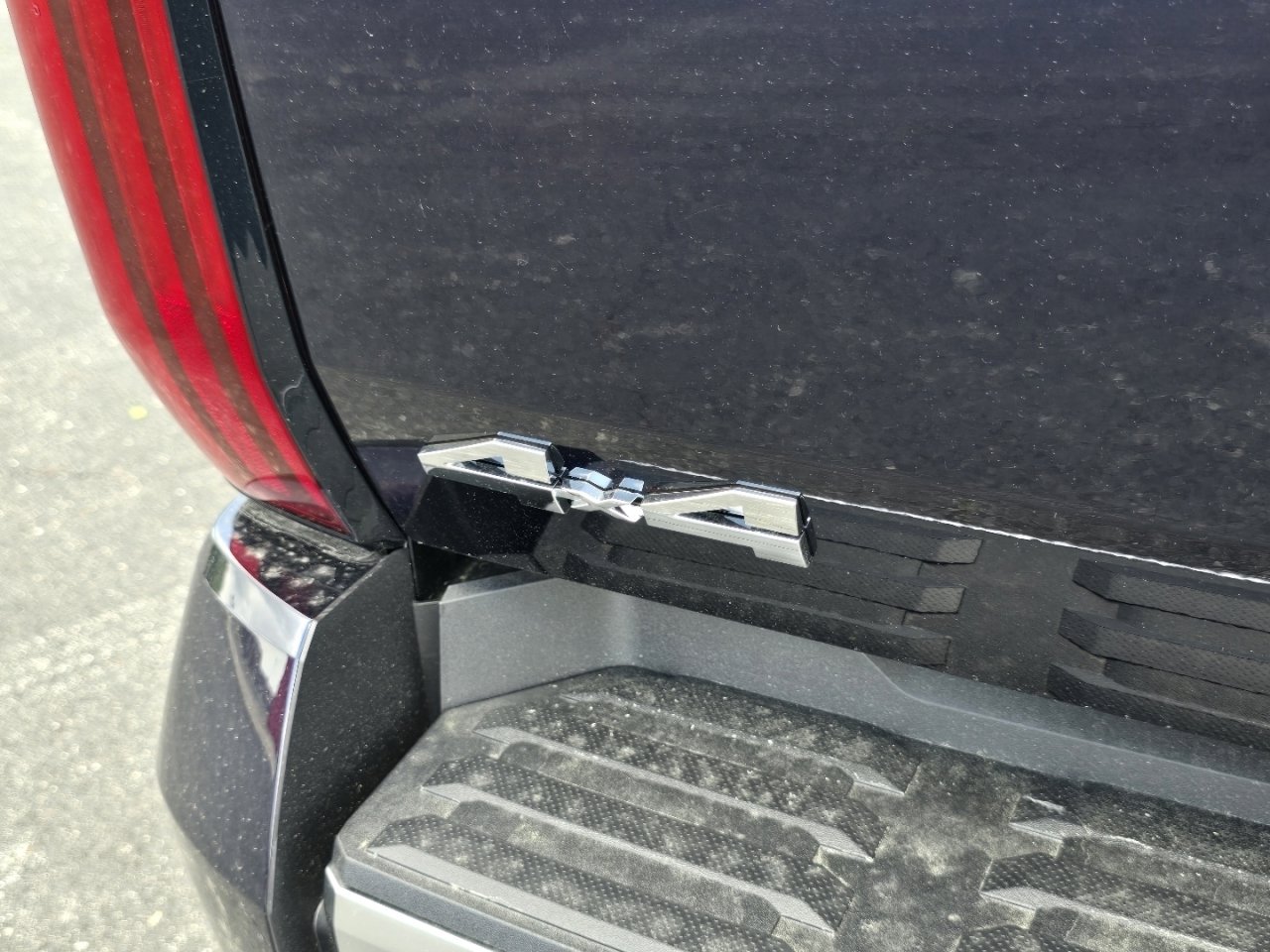 New 2026 Toyota Tundra Limited AWD/4WD image 18