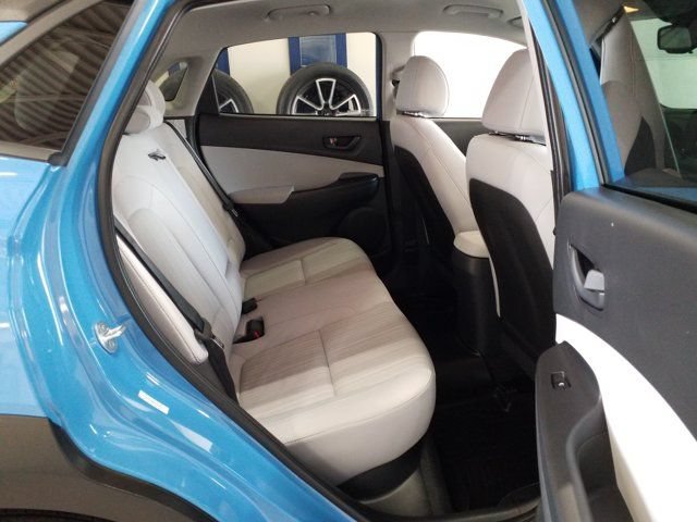 Used 2022 Hyundai Kona SEL AWD/4WD image 15