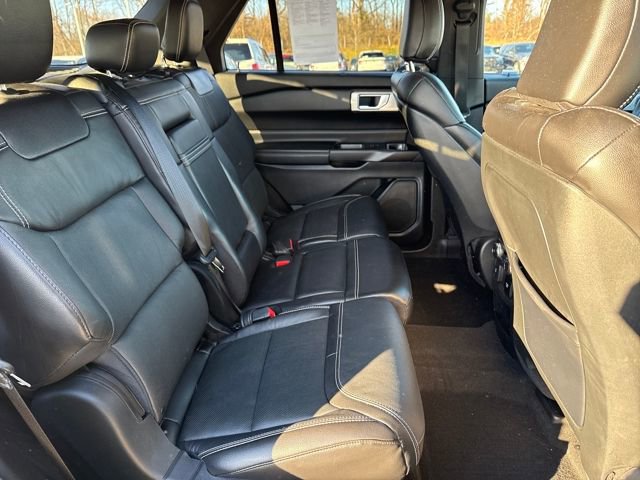 Used 2020 Ford Explorer ST w/ ST Street Pack image 11