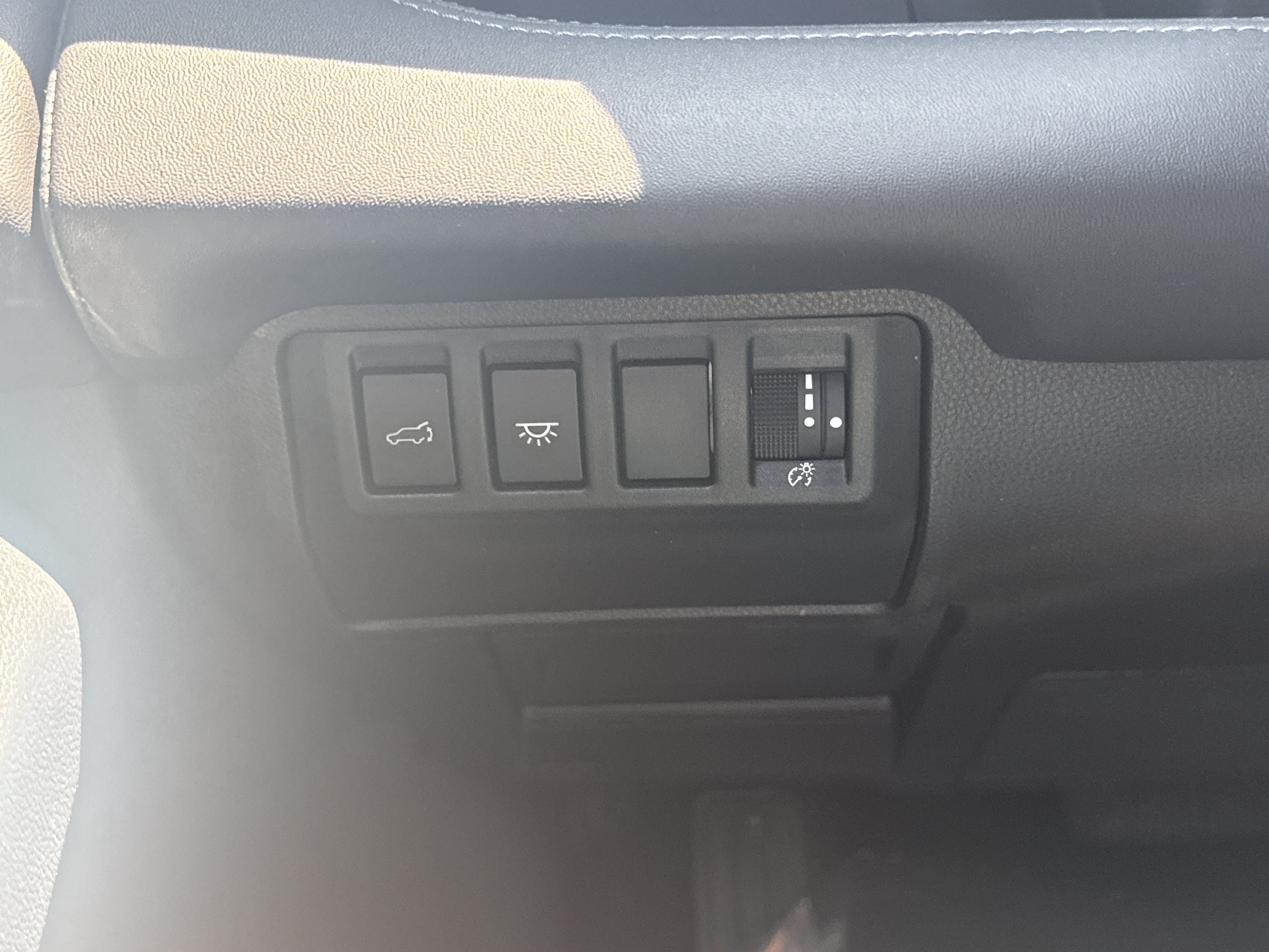 Used 2023 Subaru Ascent Limited w/ Technology Package AWD/4WD image 26