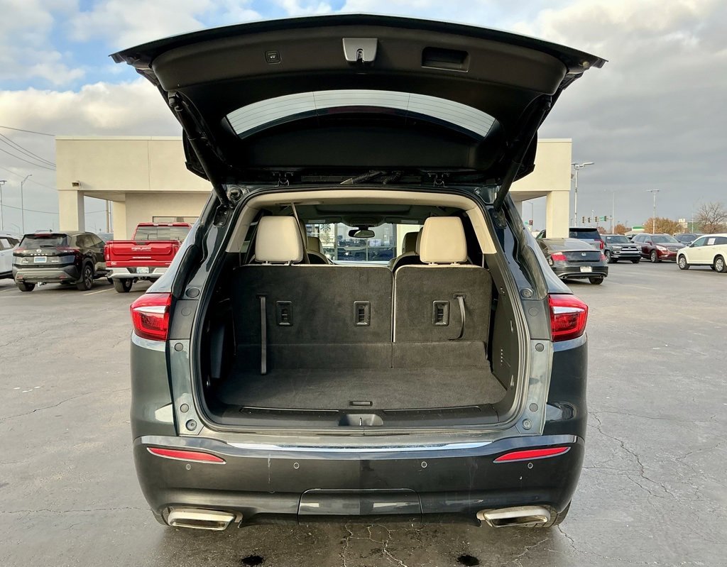 Used 2021 Buick Enclave Essence w/ Sound and Sites Package image 18