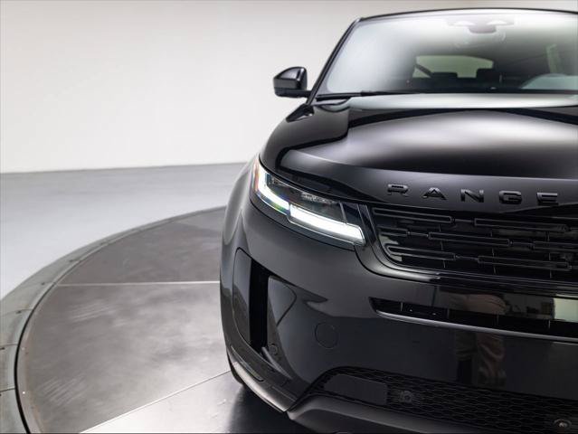 New 2026 Land Rover Range Rover Evoque S AWD/4WD image 10