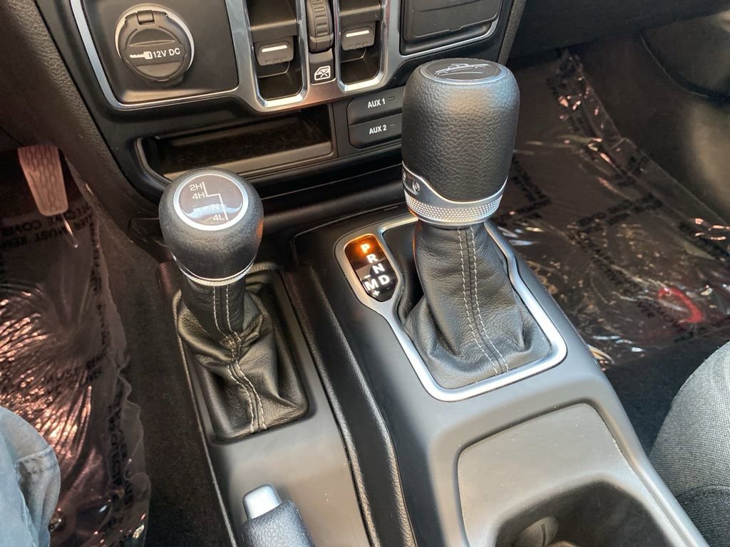 Used 2024 Jeep Gladiator Sport image 11