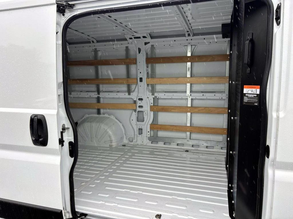 Used 2025 RAM ProMaster 2500 w/ U-Haul Equipment Group FWD image 12