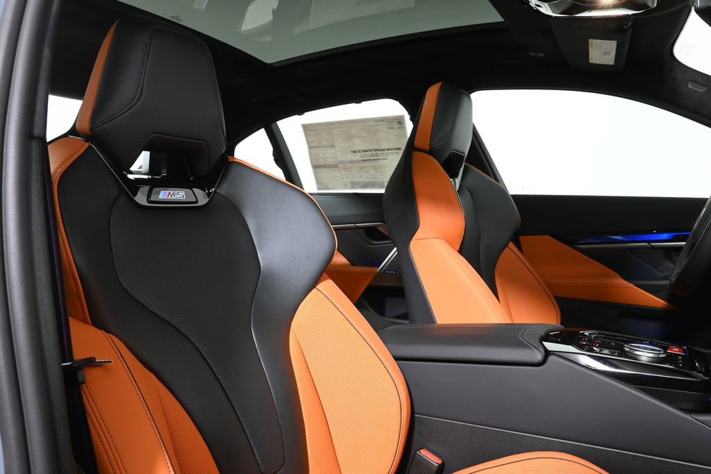 New 2026 BMW M5 w/ Executive Package AWD/4WD image 36