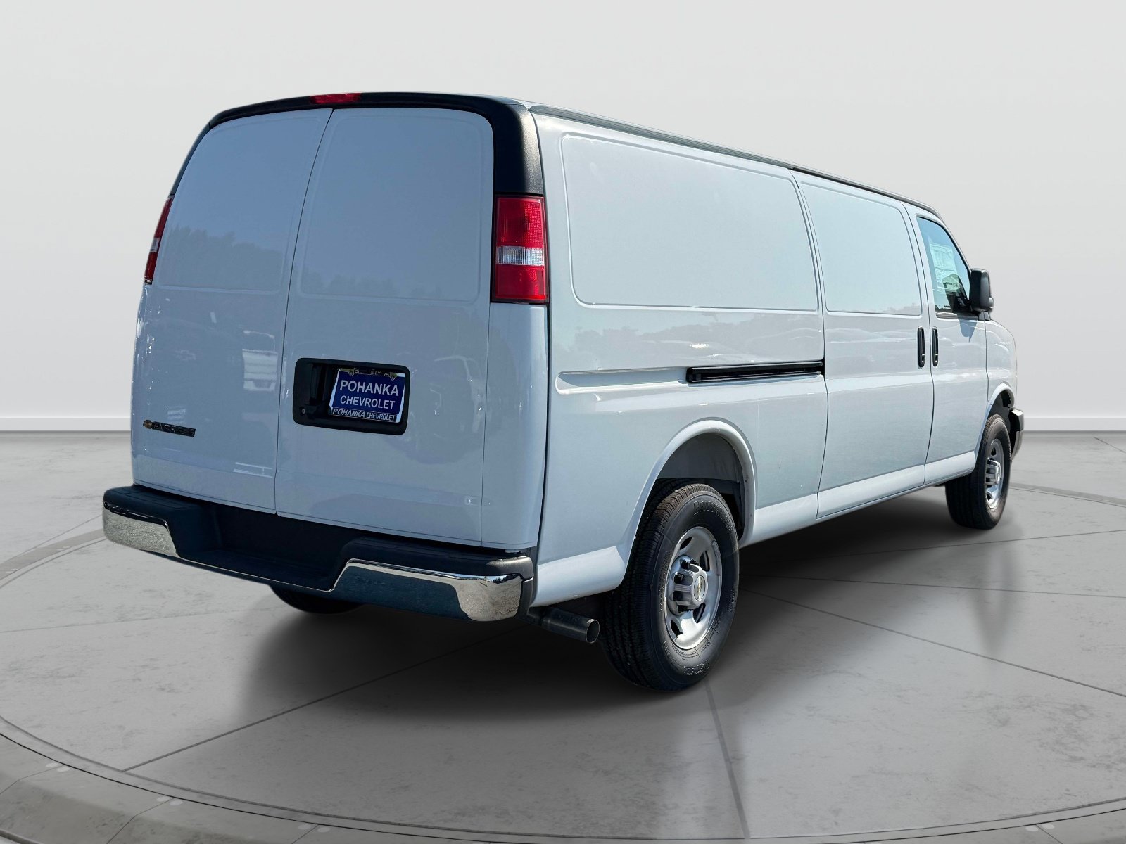 New 2026 Chevrolet Express 2500 Extended w/ Driver Convenience Package RWD image 2