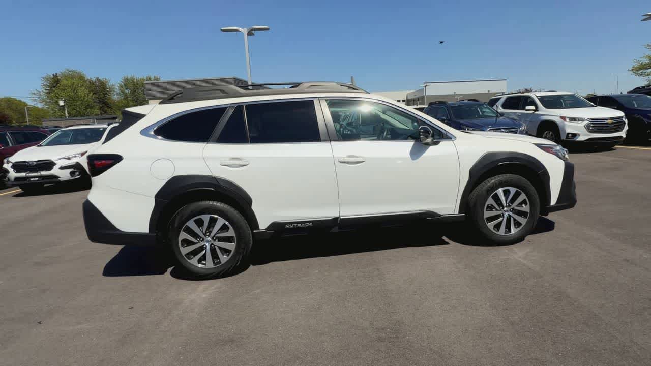 Certified 2023 Subaru Outback Premium AWD/4WD image 9