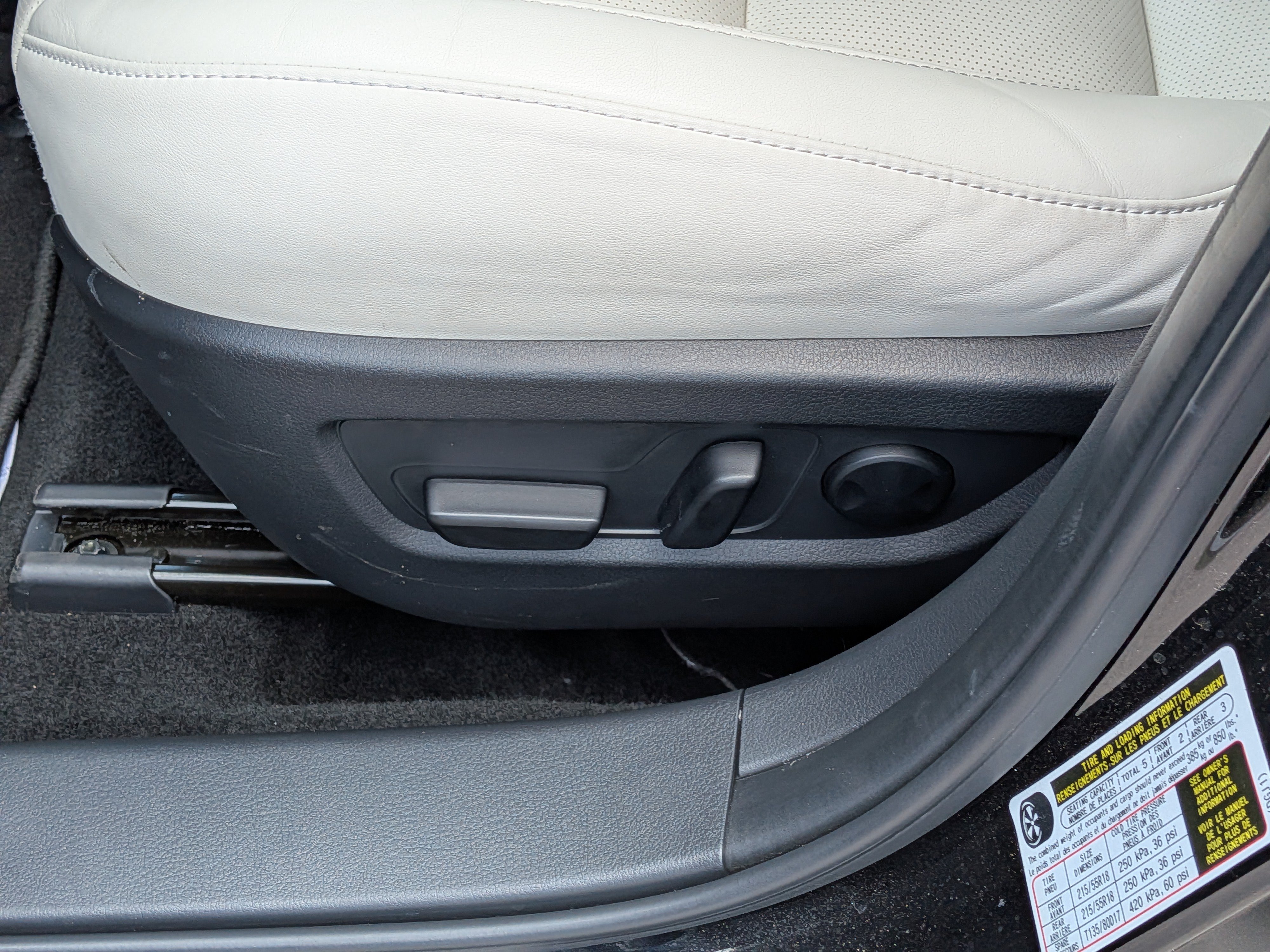 Certified 2025 MAZDA CX-30 AWD 2.5 S w/ Premium Package image 20