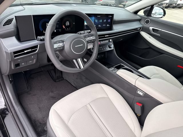 New 2026 Hyundai Sonata SEL FWD image 21