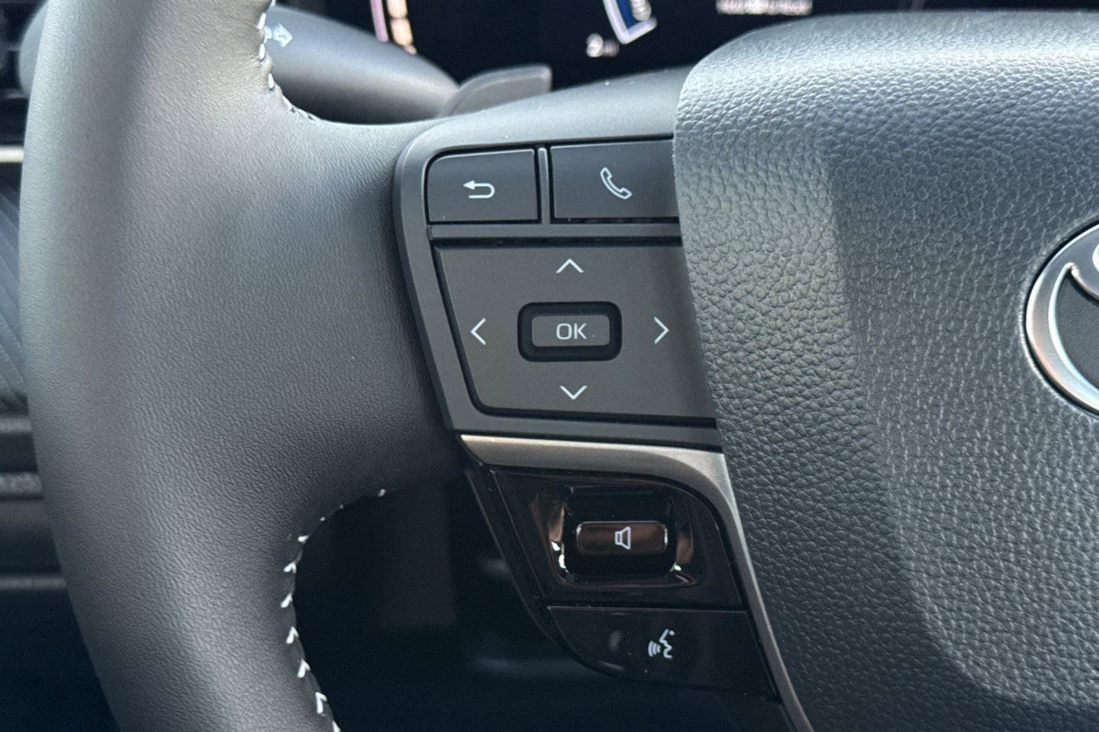 New 2026 Toyota Camry SE FWD image 27