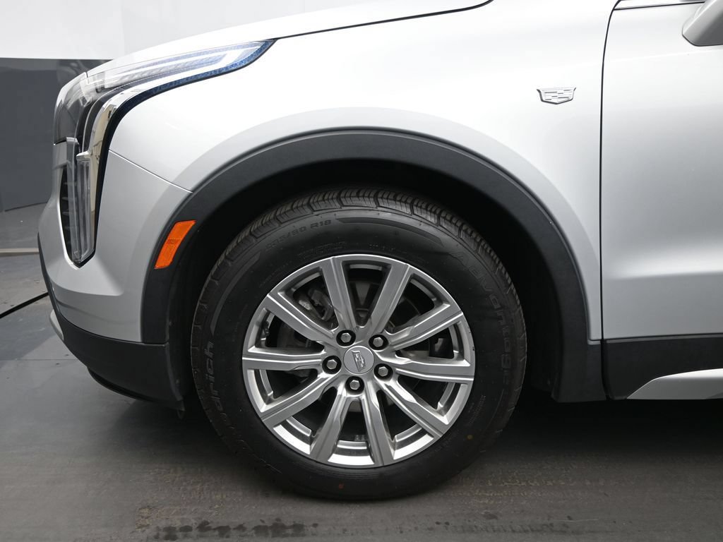 Used 2022 Cadillac XT4 Premium Luxury w/ Safety Alert Package AWD/4WD image 11