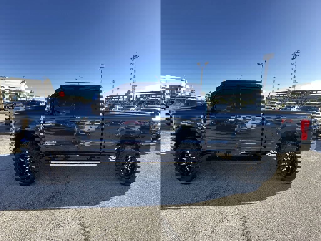 Used 2019 Ford F250 Lariat w/ Lariat Ultimate Package image 8