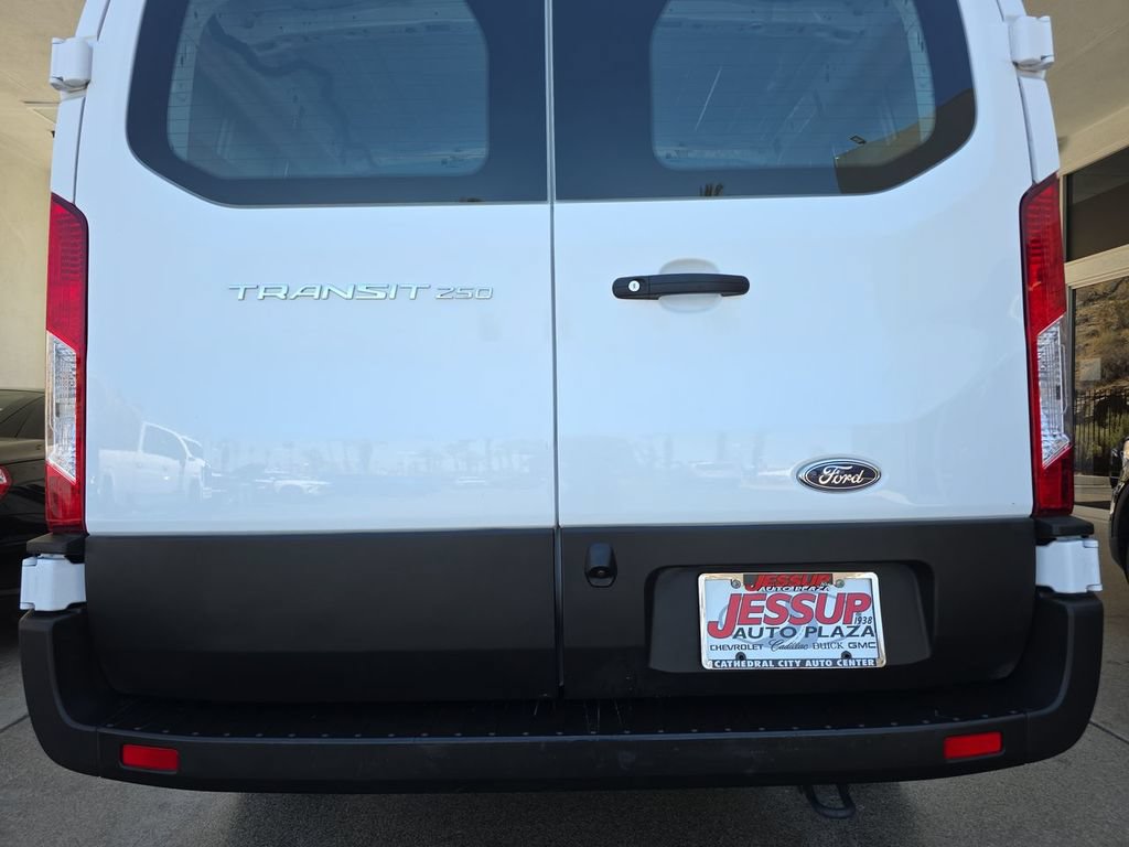 Used 2025 Ford Transit 250 Low Roof w/ Exterior Upgrade Package RWD image 31