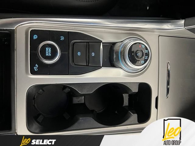 Used 2023 Ford Explorer XLT w/ Equipment Group 202A AWD/4WD image 17