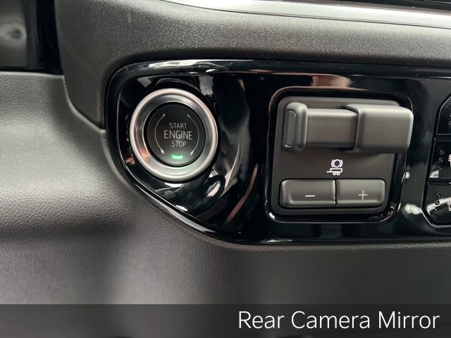 Used 2025 Chevrolet Silverado 1500 LTZ image 23