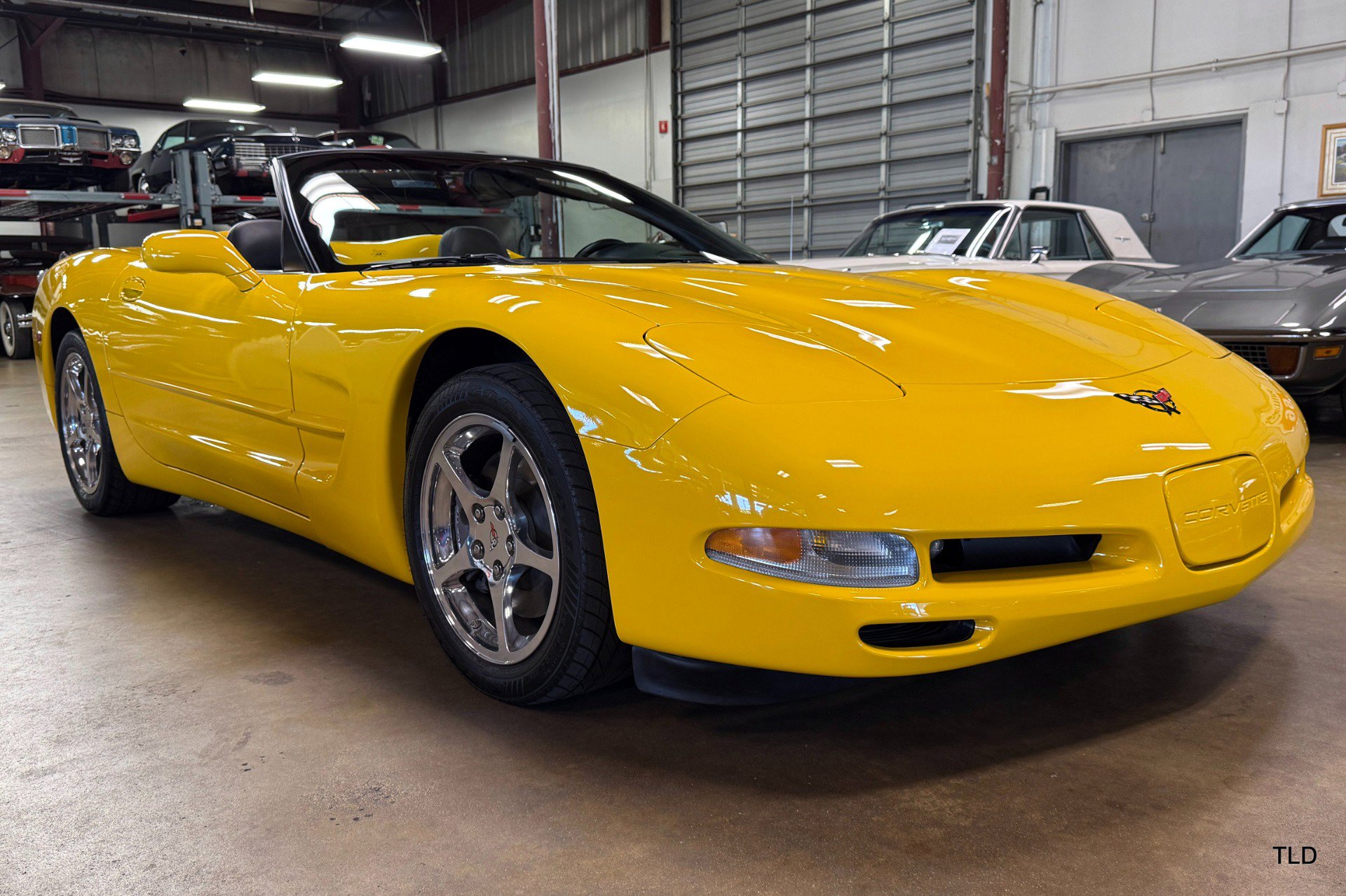 Used 2002 Chevrolet Corvette w/ Preferred Equipment Group2 image 2