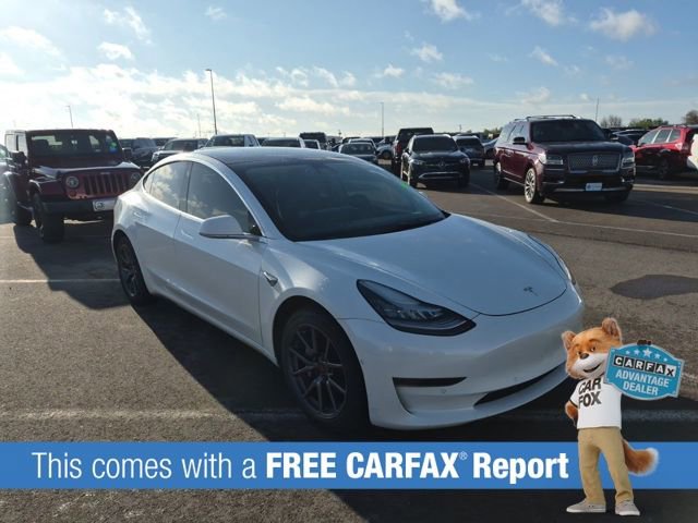 Used 2020 Tesla Model 3 Standard Range RWD image 2