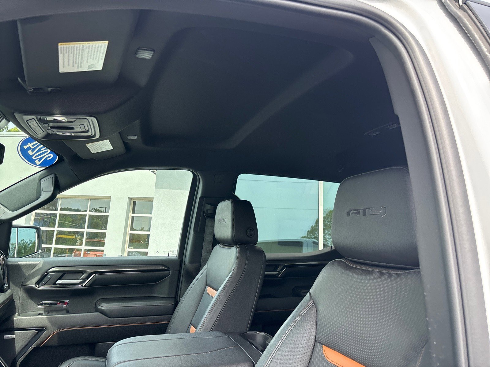 Certified 2024 GMC Sierra 1500 AT4 w/ AT4 Premium Package image 15