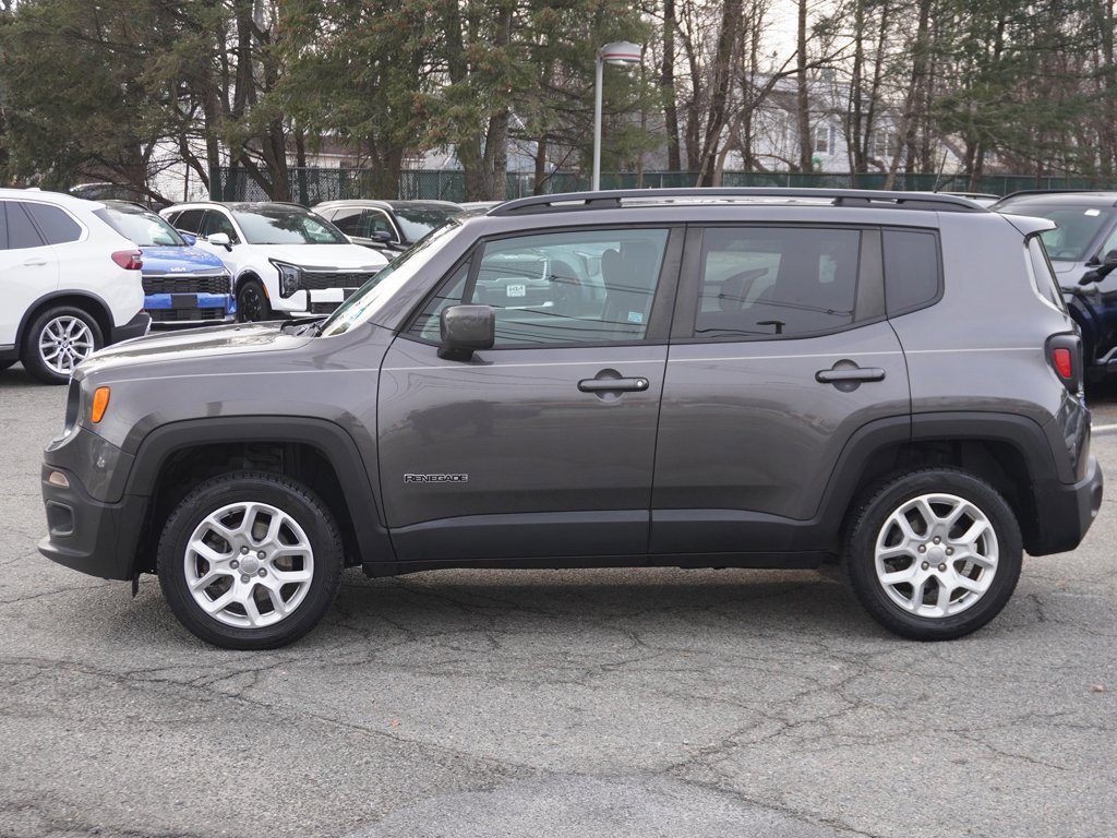 Used 2018 Jeep Renegade Latitude image 12