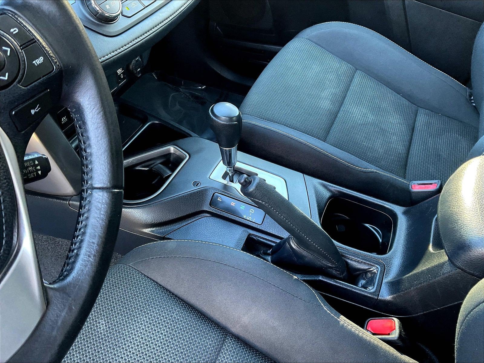 Used 2017 Toyota RAV4 XLE w/ All Weather Liner Package AWD/4WD image 17