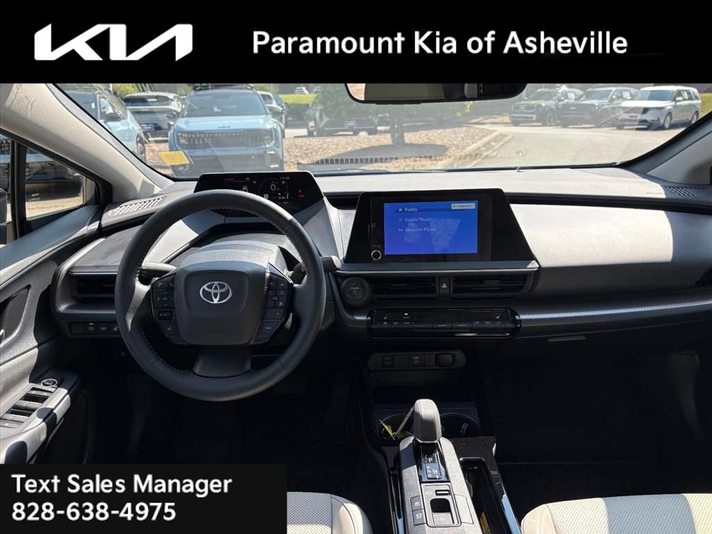 Used 2026 Toyota Prius XLE FWD image 8