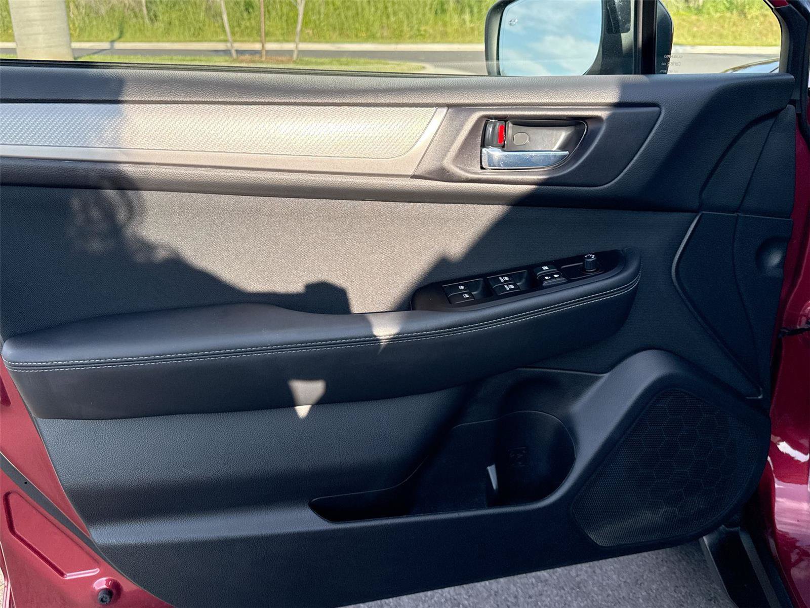 Used 2019 Subaru Outback 2.5i Premium AWD/4WD image 11