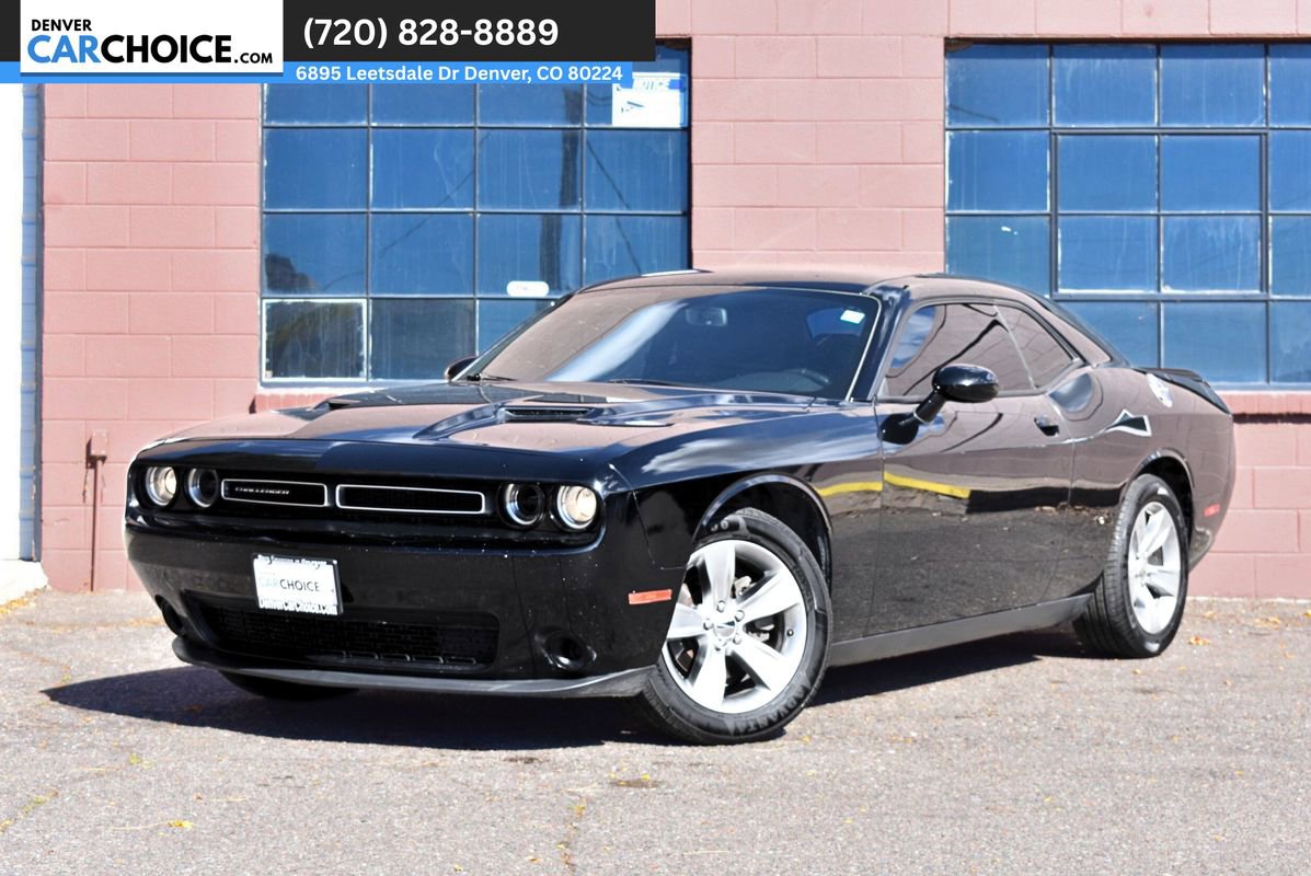 Used 2018 Dodge Challenger SXT