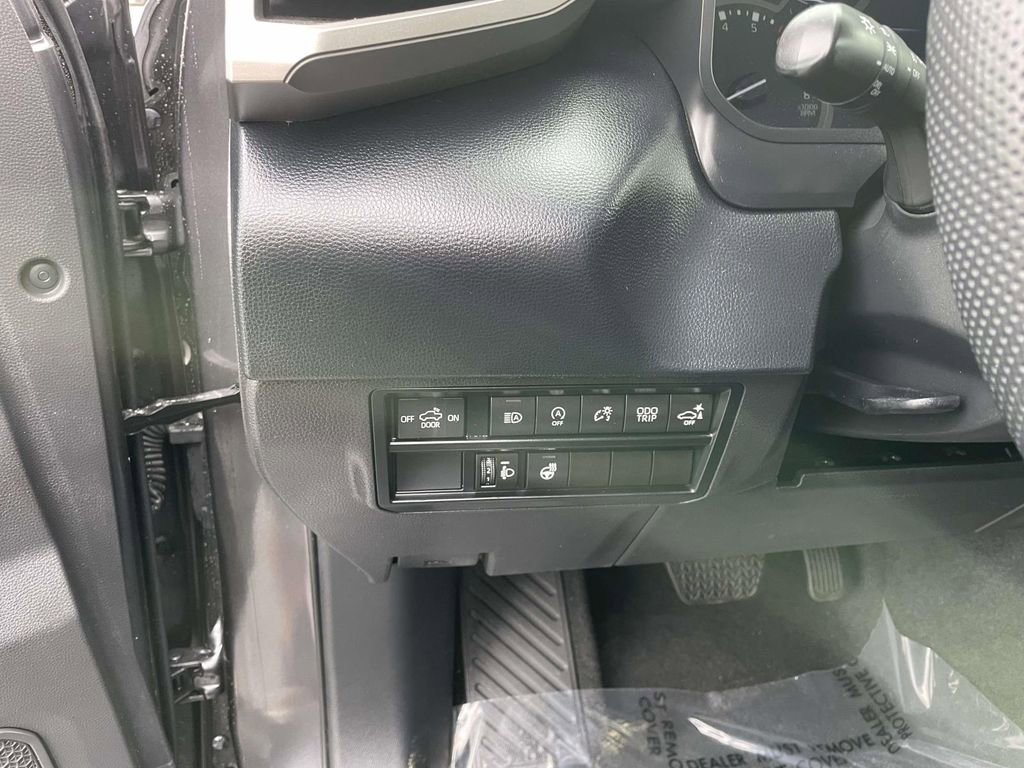 Used 2024 Toyota Tundra SR5 w/ SR5 Premium Package image 31