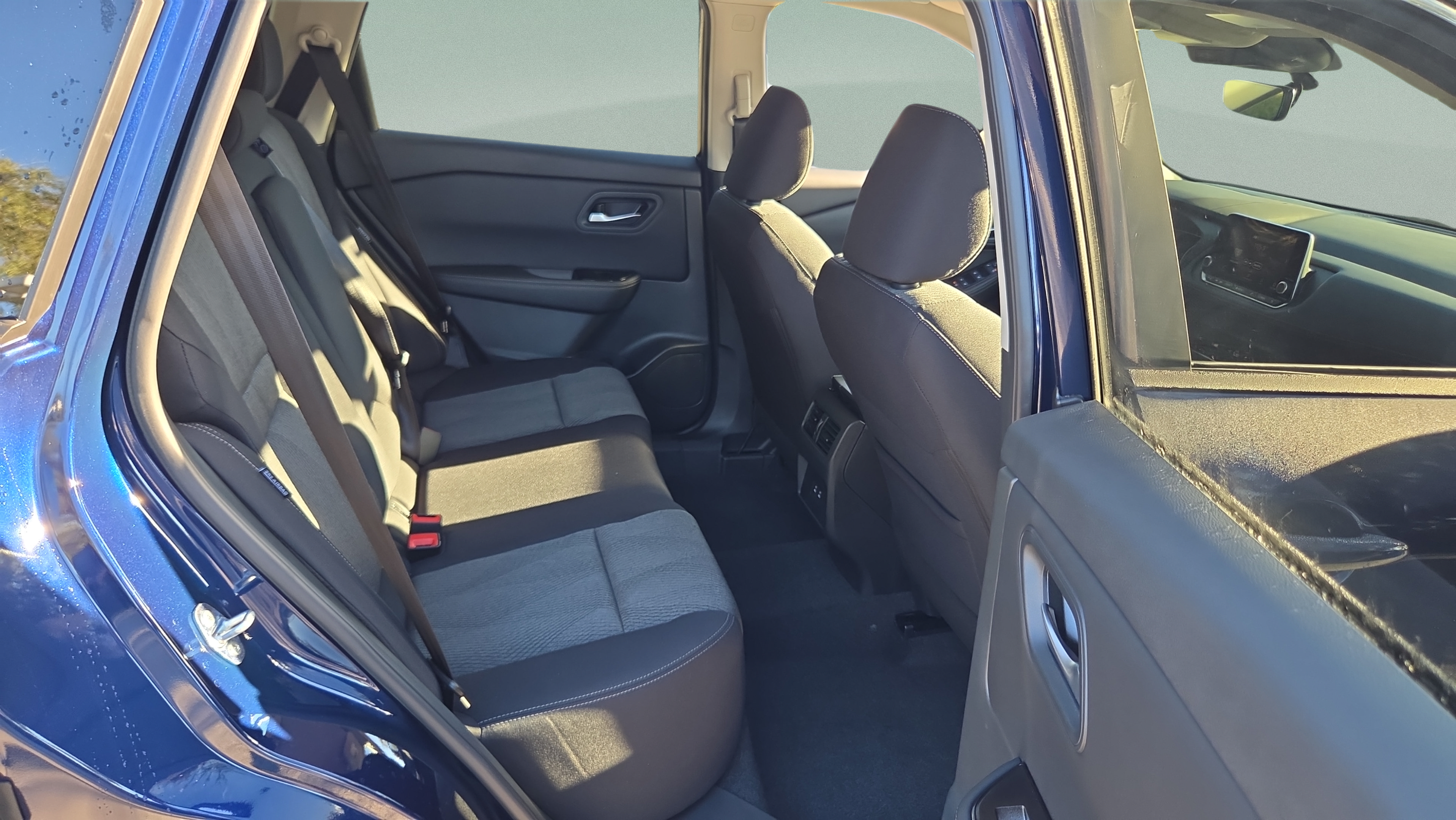 New 2026 Nissan Rogue SV w/ Cold Weather Package FWD image 16