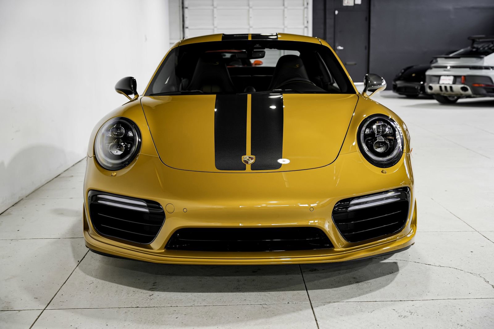 Used 2018 Porsche 911 Turbo S AWD/4WD image 6