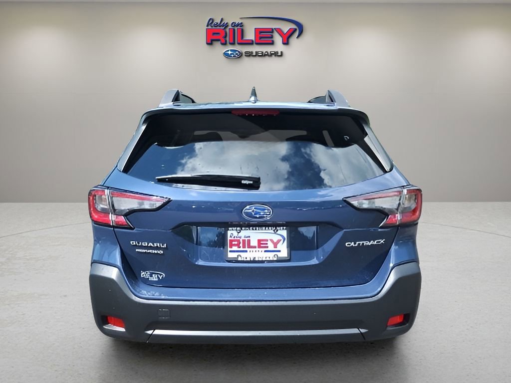 Certified 2025 Subaru Outback Premium image 4